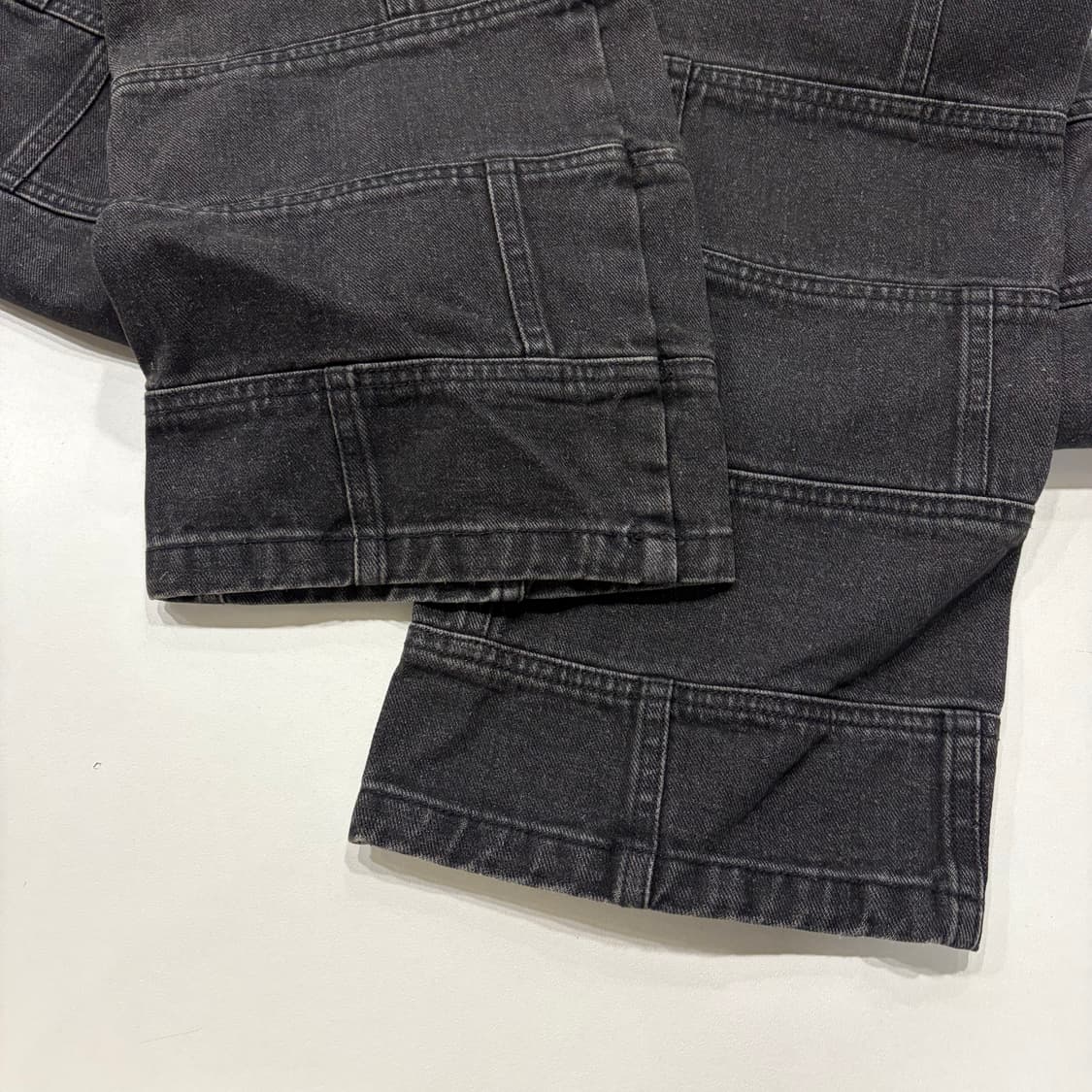 [L] 노매뉴얼 블럭 블랙 패치워크 데님 팬츠 D898 상품이미지6