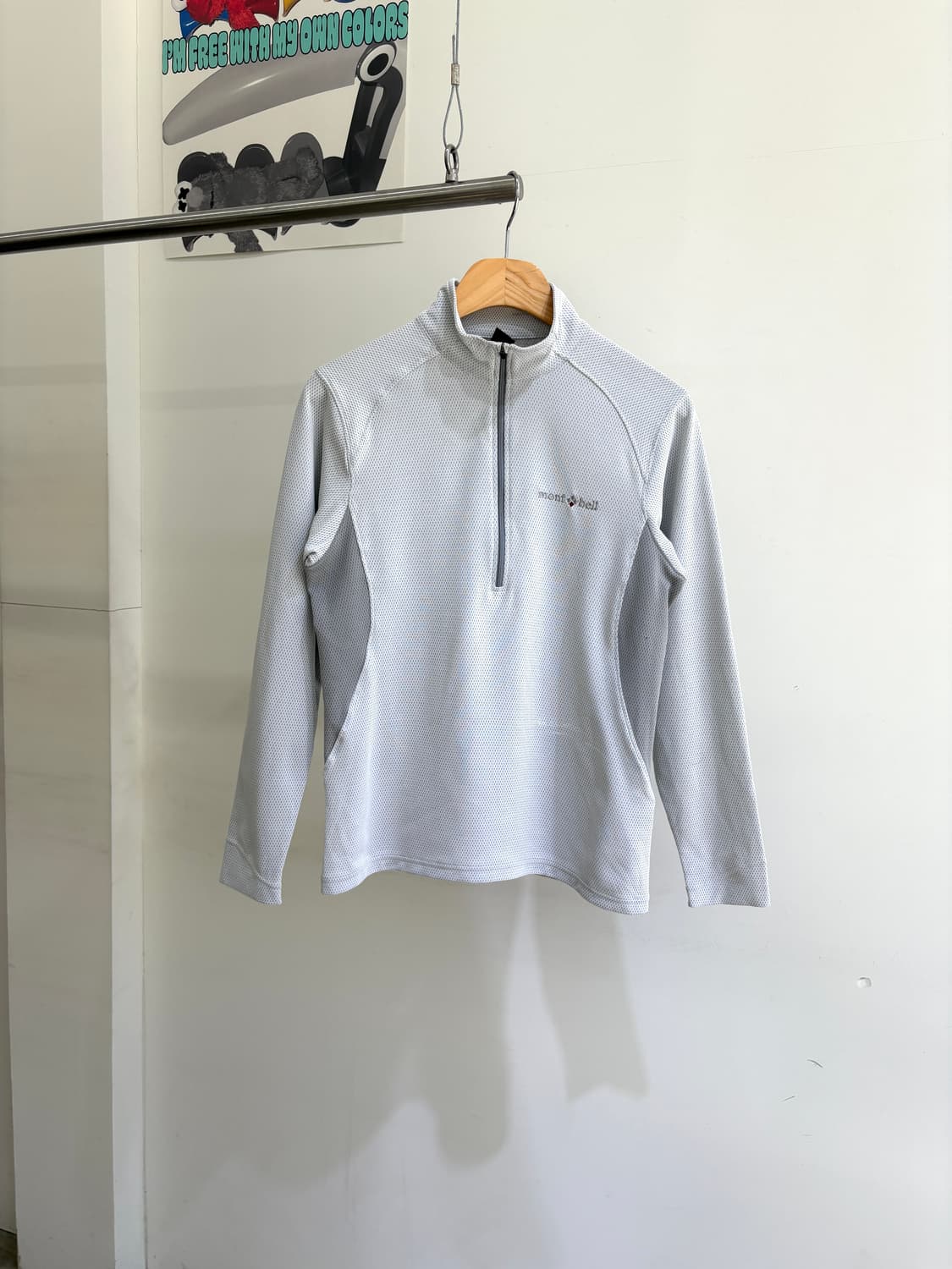 MONTBELL 하프집업 티셔츠 상품이미지1