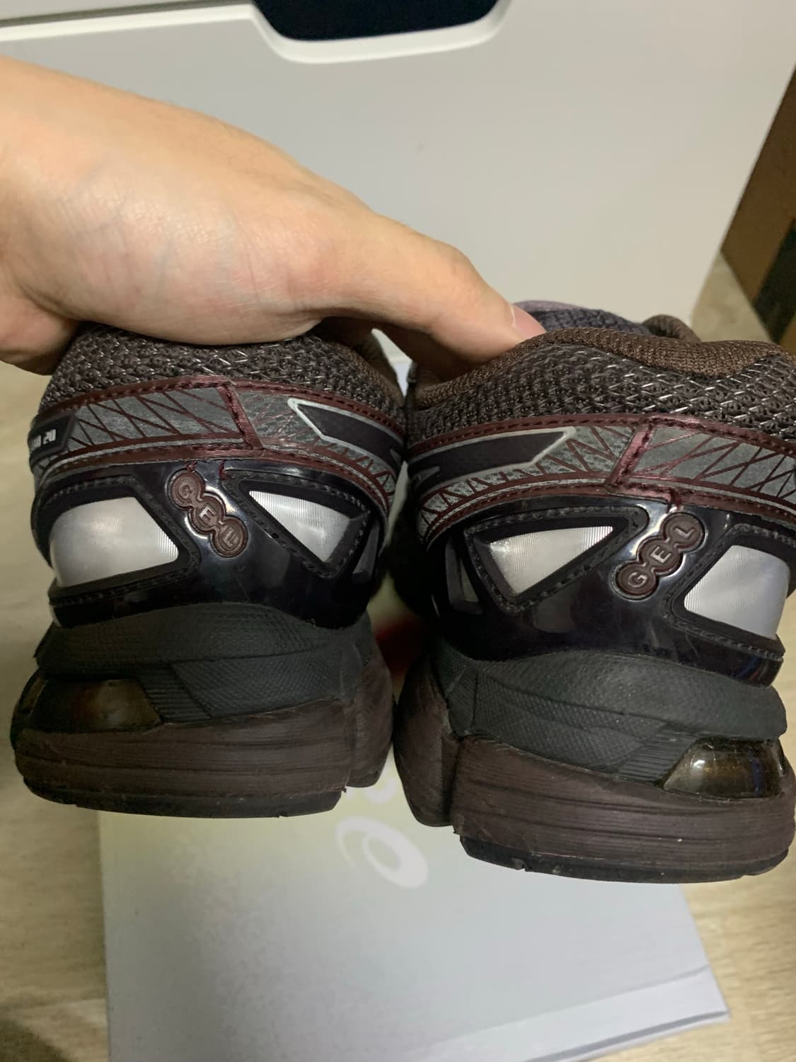 아식스 젤 카야노 20 언어펙티드 체리블랙 (260) 상품이미지6