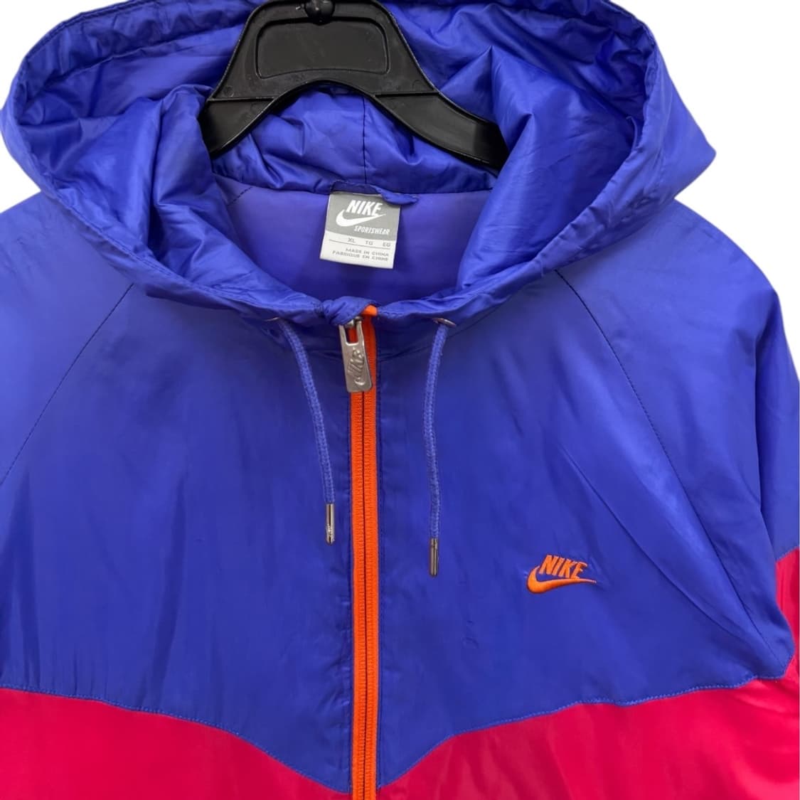 나이키 윈드러너 우먼 바람막이 상품이미지2