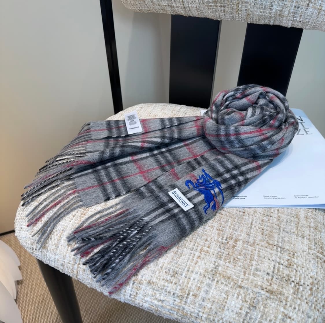 버버리 양면 머플러 램스울 100% 추동 단품
 상품이미지6