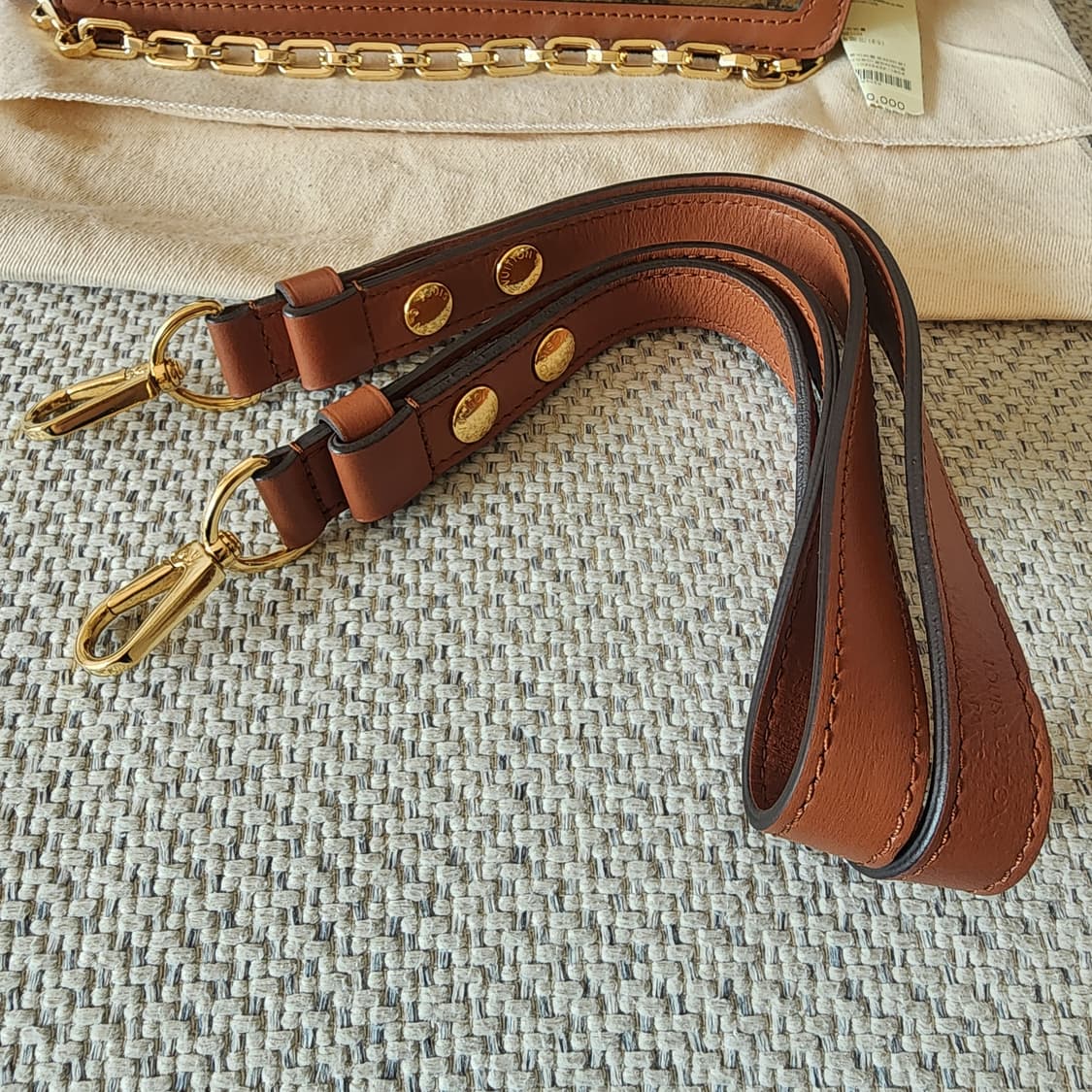 상태최상 루이비통 도핀 MM 모노그램 리버스 캔버스 숄더 크로스백 상품이미지7