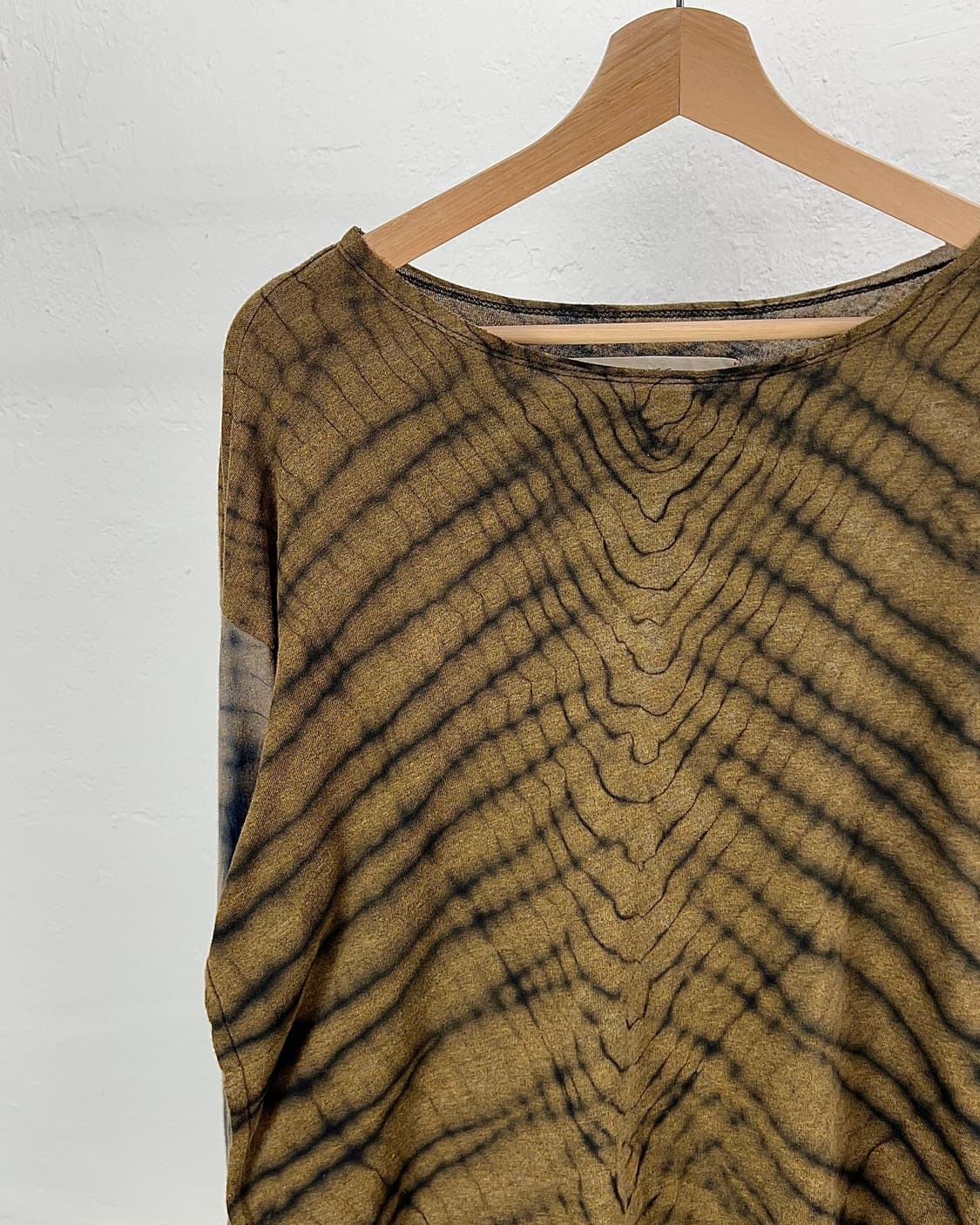 라크엘 알레그라 그라이언트 메쉬 롱 슬리브리스 상품이미지2