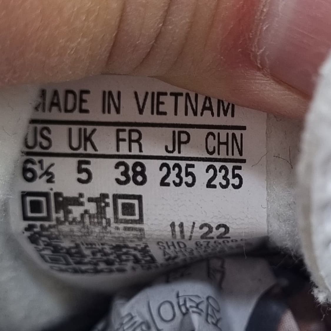 아디다스 가젤 볼드 그레이 스니커즈235. 상품이미지6