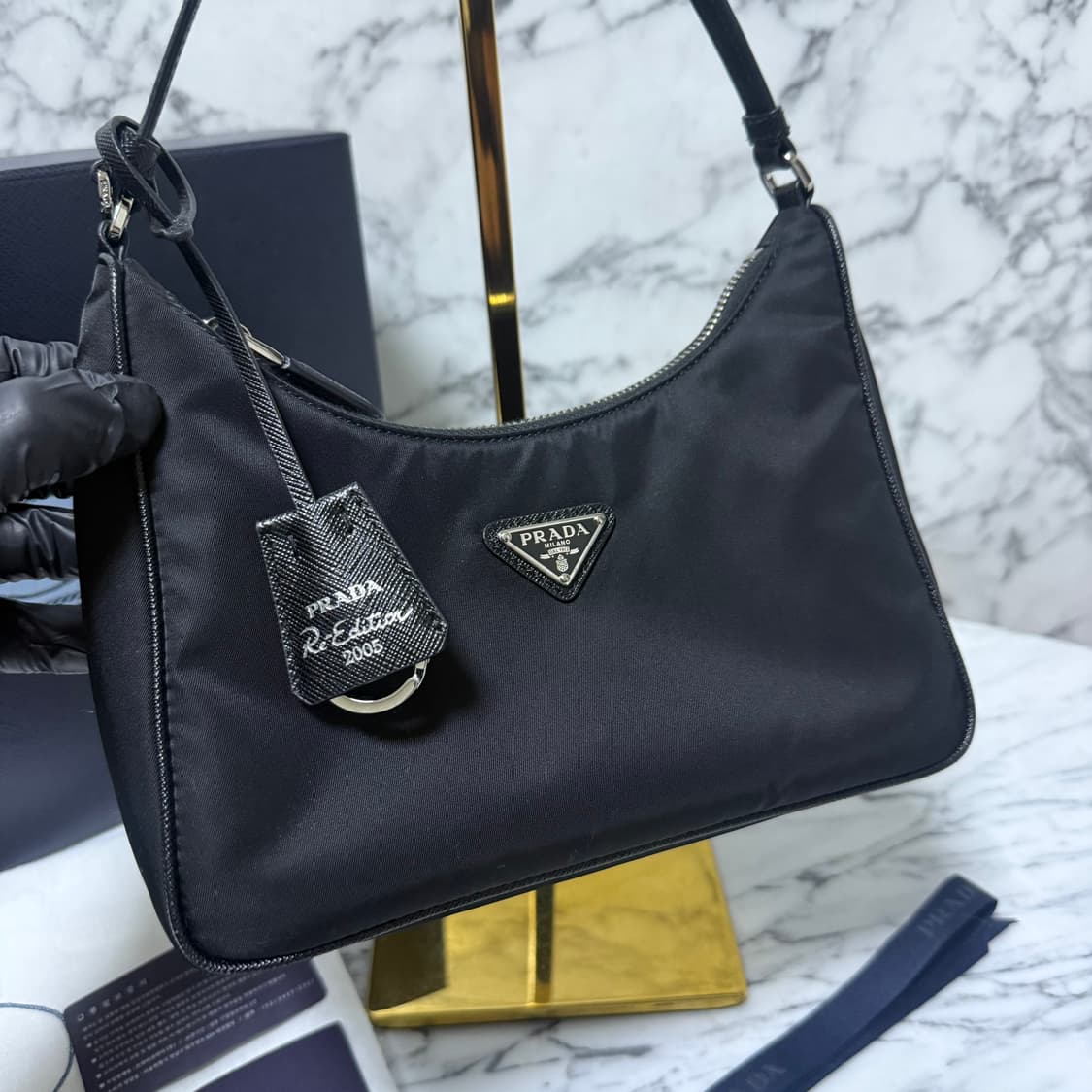 프라다 2005 리에디션 미니 호보백 숄더백 신형 상품이미지3