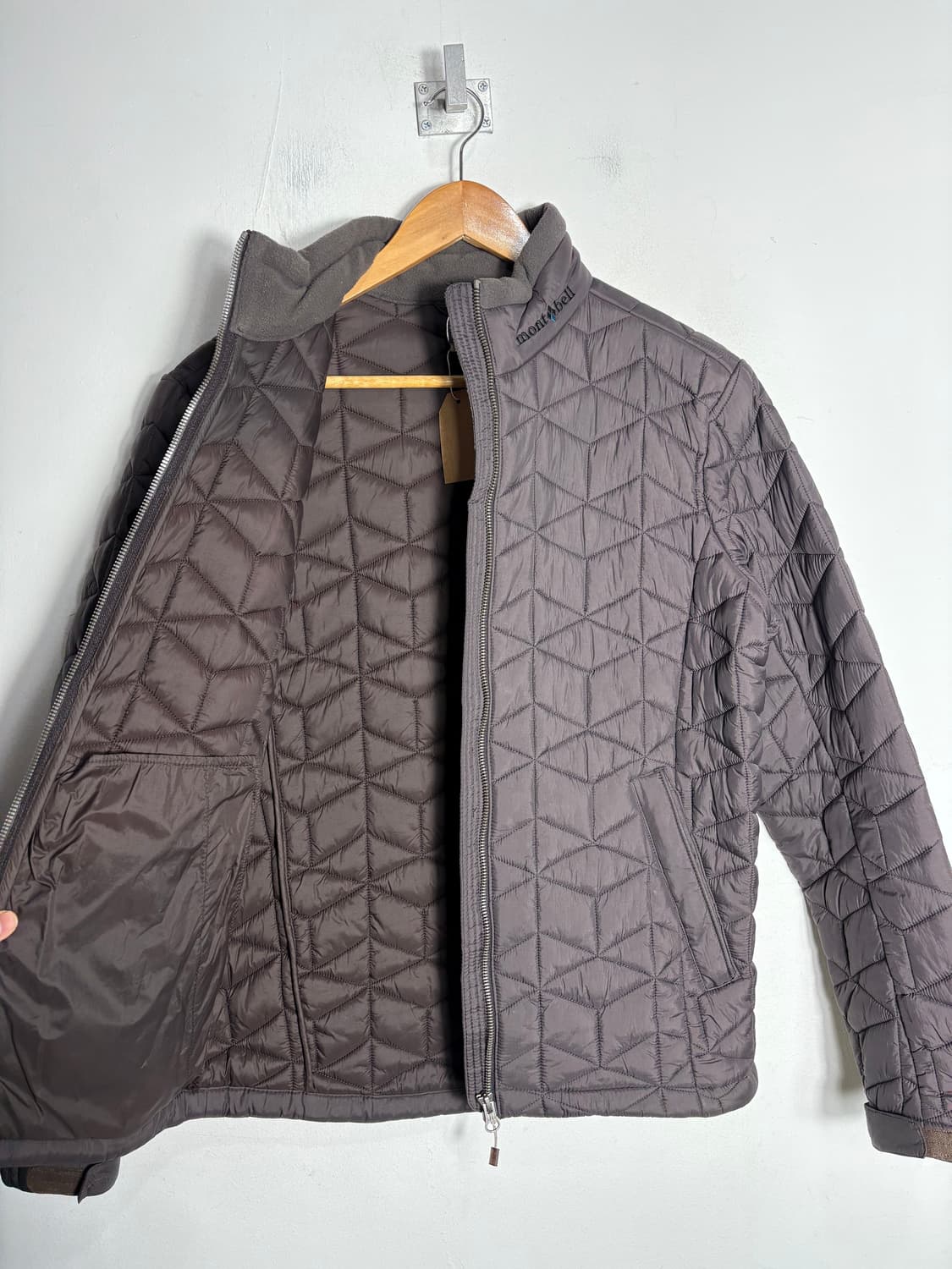 몽벨 경량패딩 상품이미지3