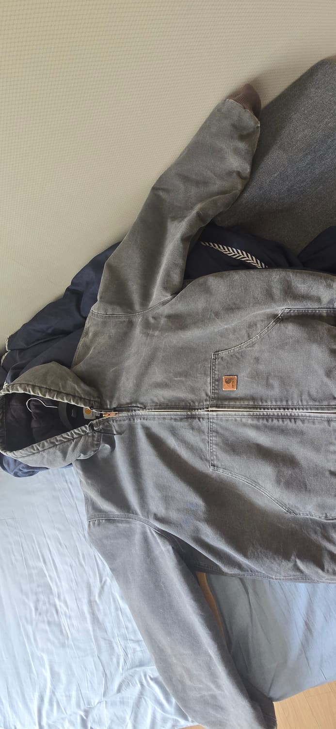 칼하트 j130 gvl 팝니다 상품이미지1