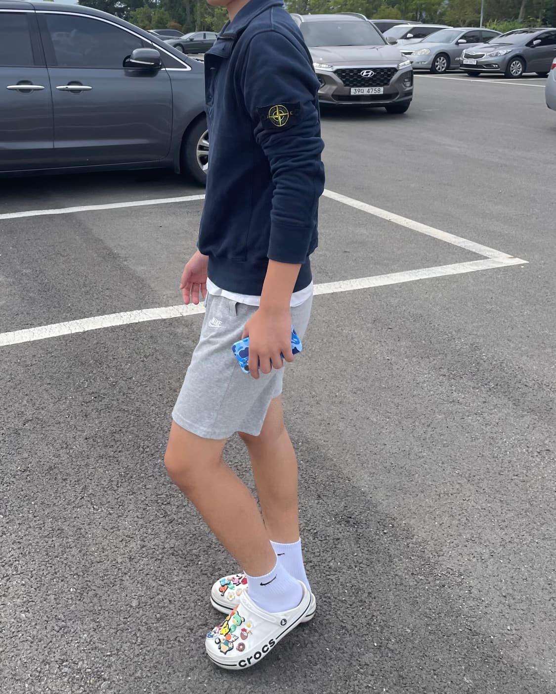 스톤아일랜드 반집업 맨투맨 상품이미지1