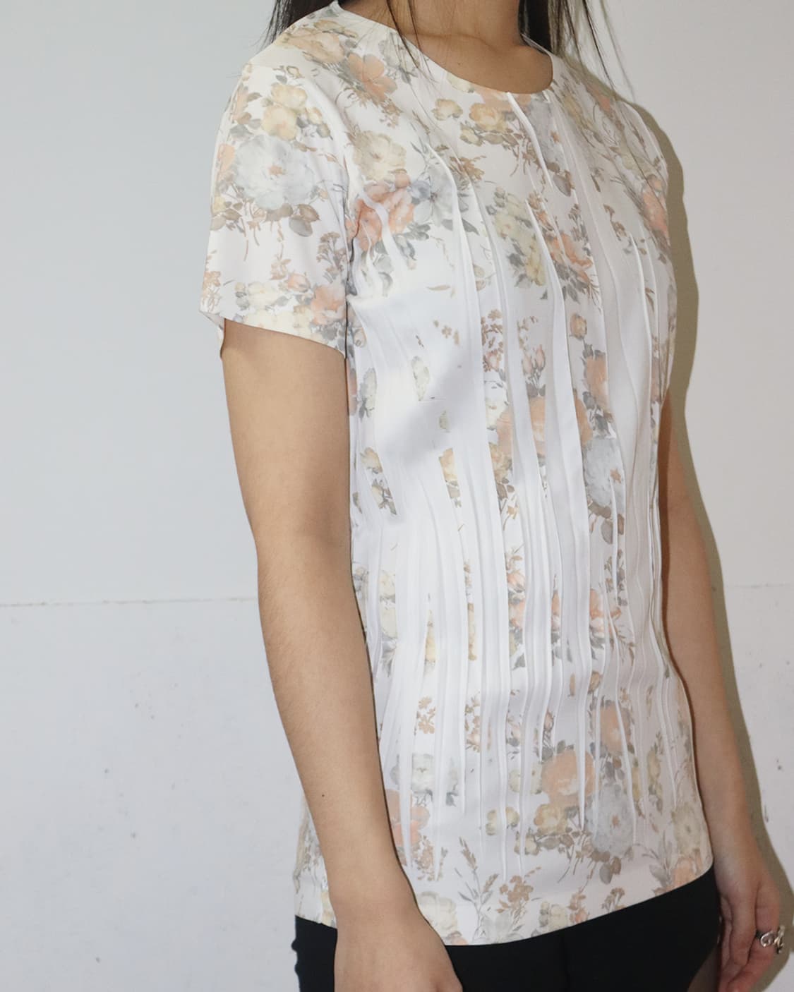 요시키 히시누마 플라워 패턴 플리티드 탑 상품이미지3