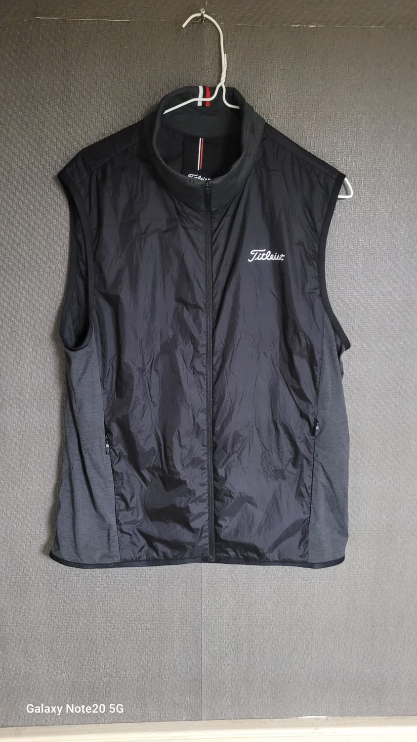 타이틀리스트 패딩조끼 상품이미지1