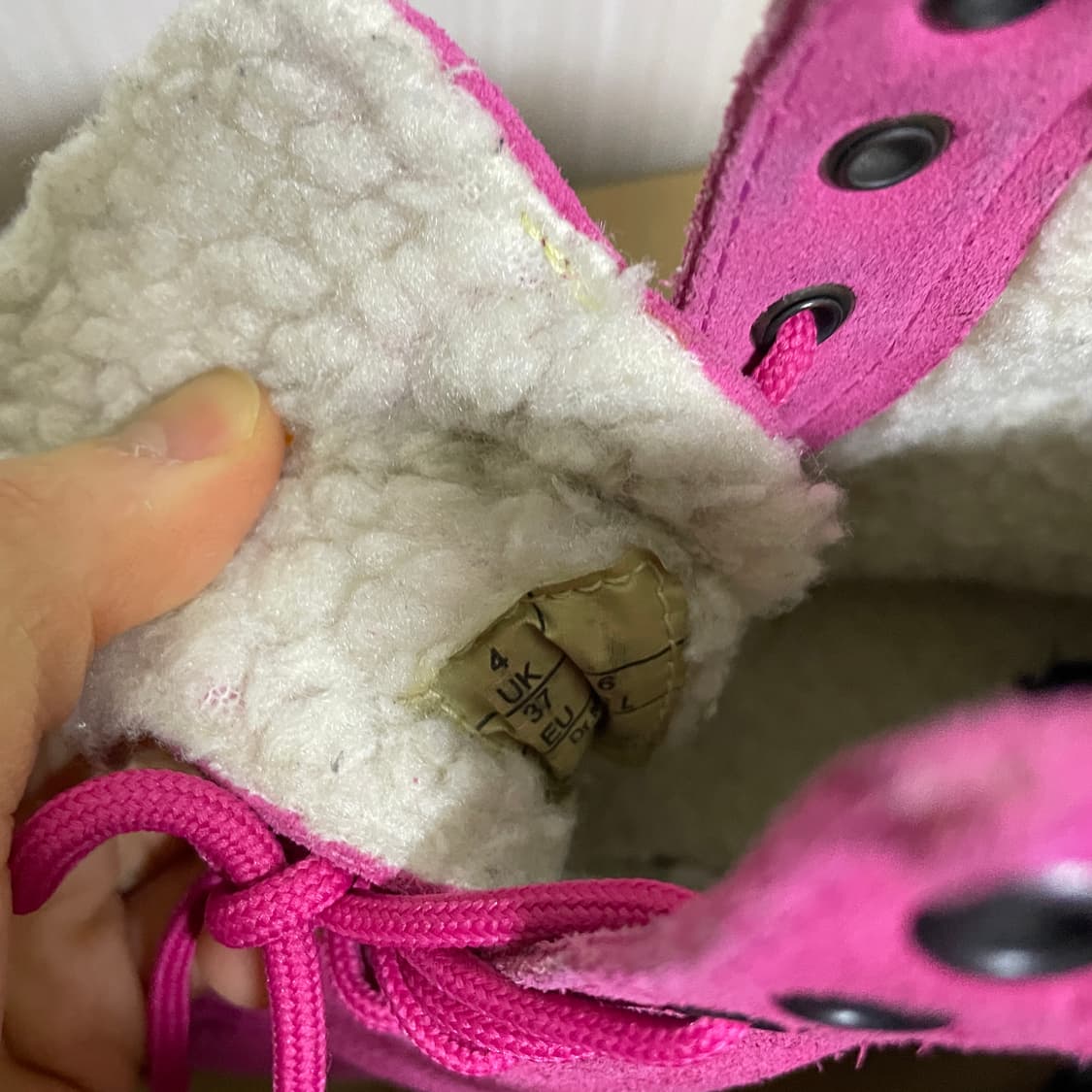 [uk4] 닥터마틴 핑크 스웨이드 양털부츠 230~235 상품이미지9