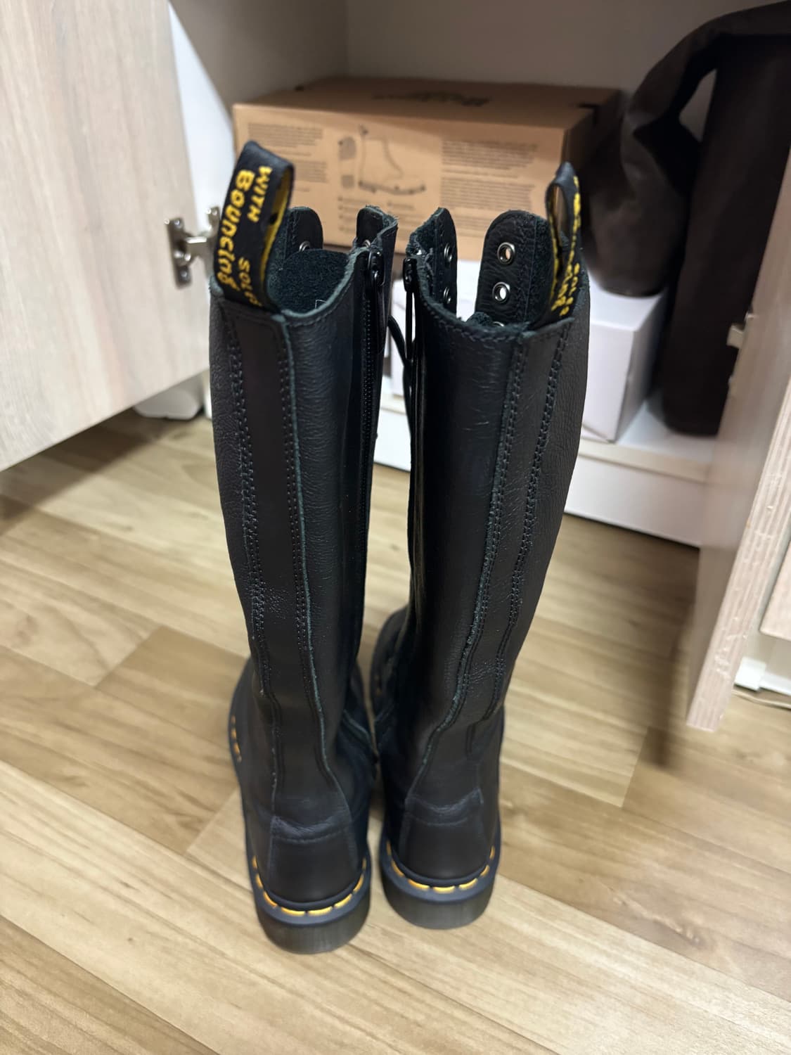 닥터마틴 1B60 20홀 uk3 상품이미지3