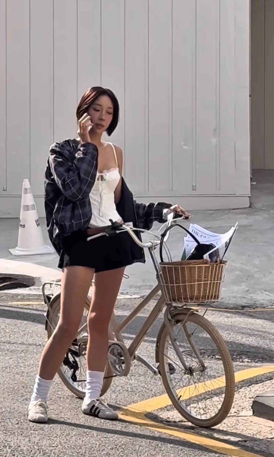 [택달린 새상품] 글로니 BLOOMING CORSET TOP WHITE 상품이미지1