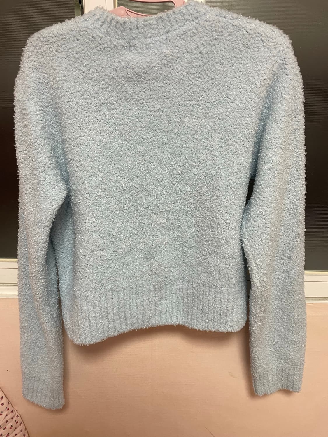 로라로라 crew neck crop knit 라이트블루 상품이미지5