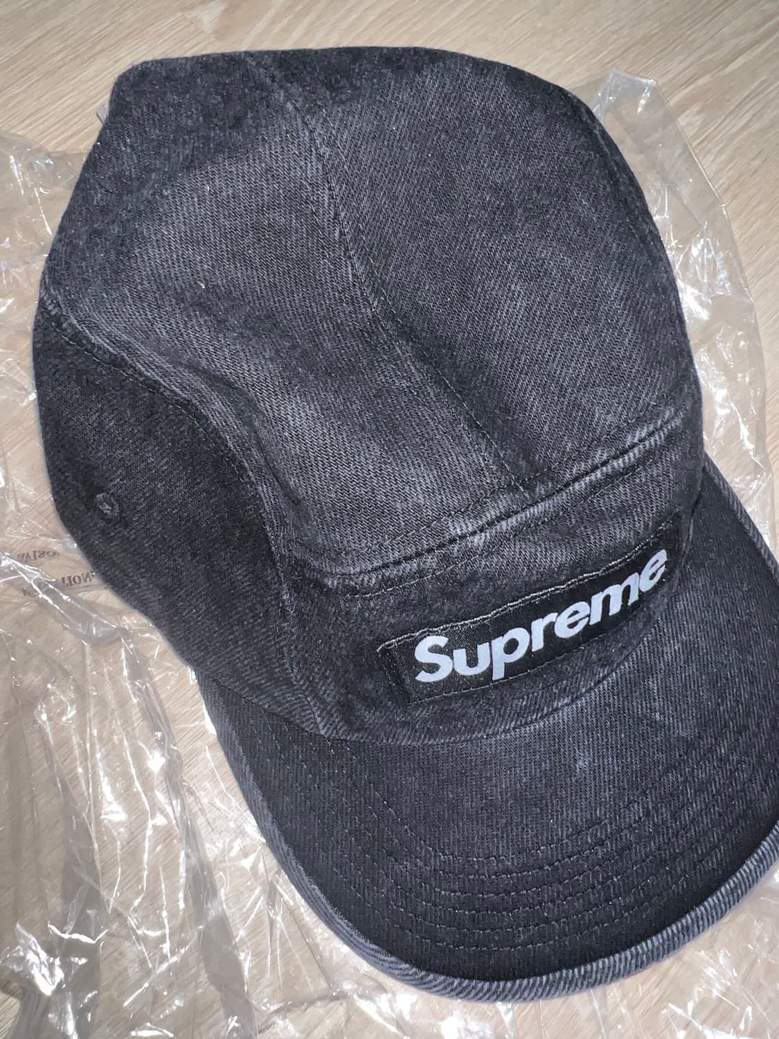 슈프림 데님 캠프캡 블랙 23ss 상품이미지1