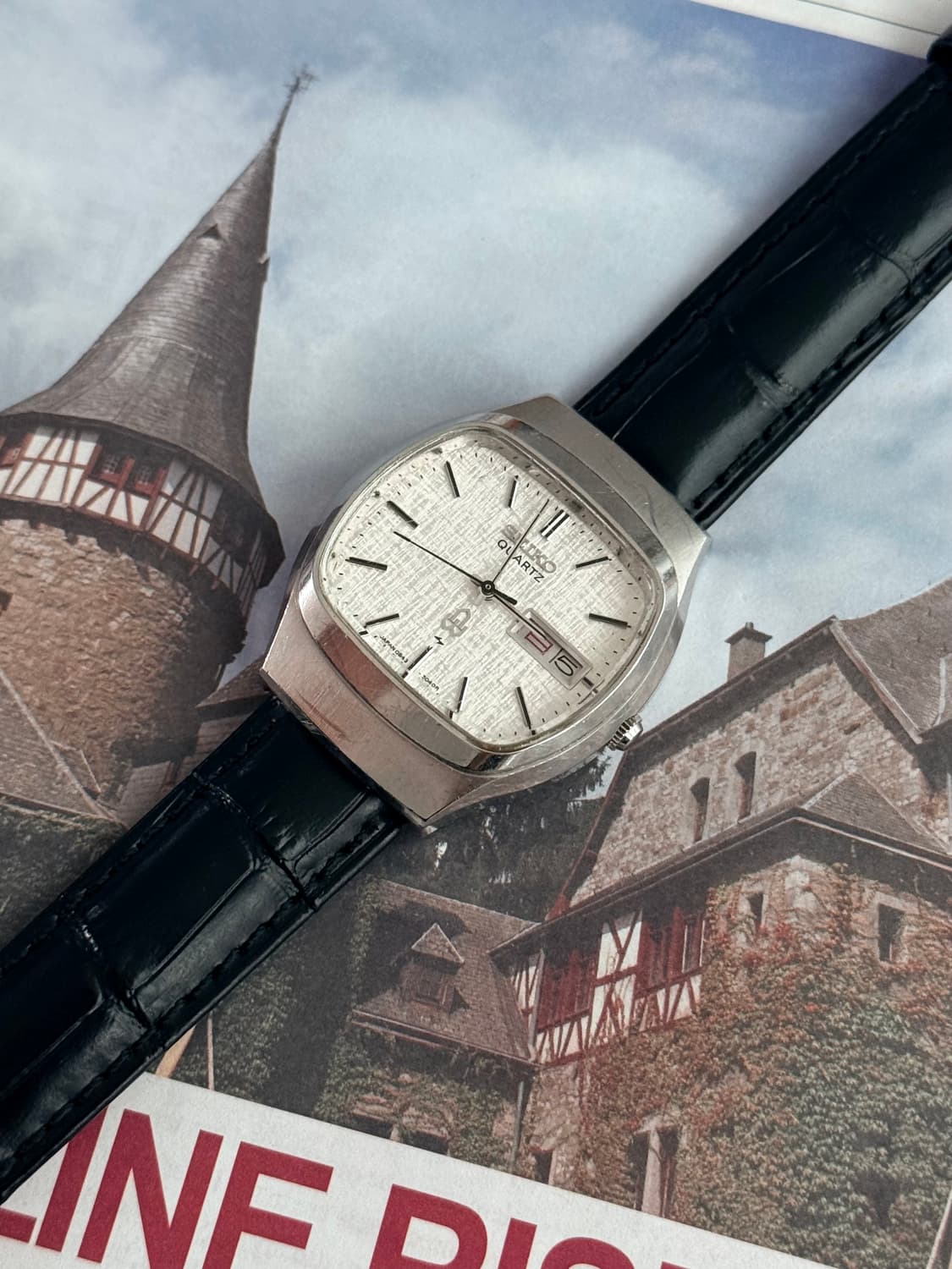 세이코 Seiko 쿼츠 스퀘어 린넨 다이얼 상품이미지1