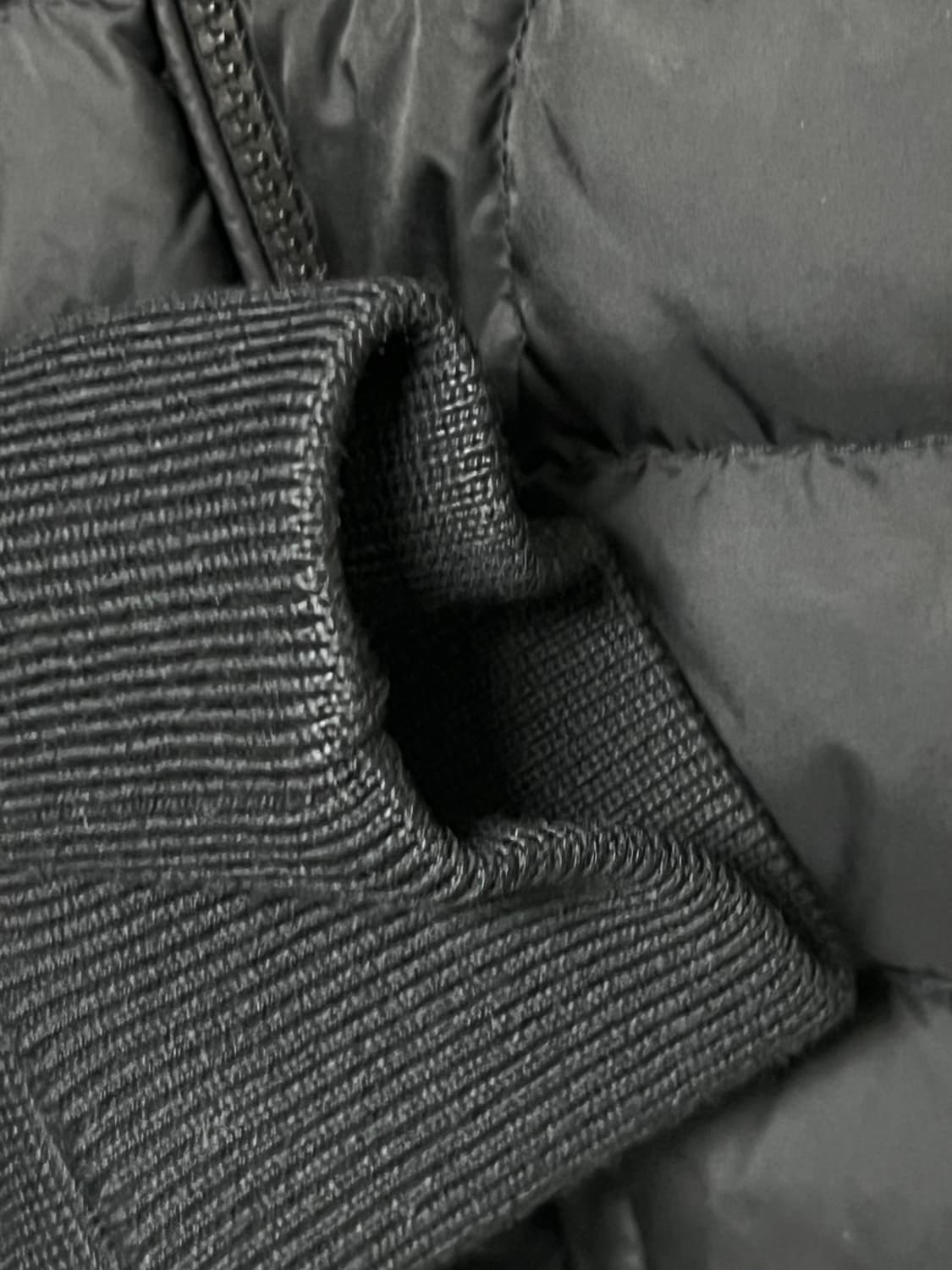 [정품] 2XL(XXL) 몽클레어 니트패딩 블랙 상품이미지2