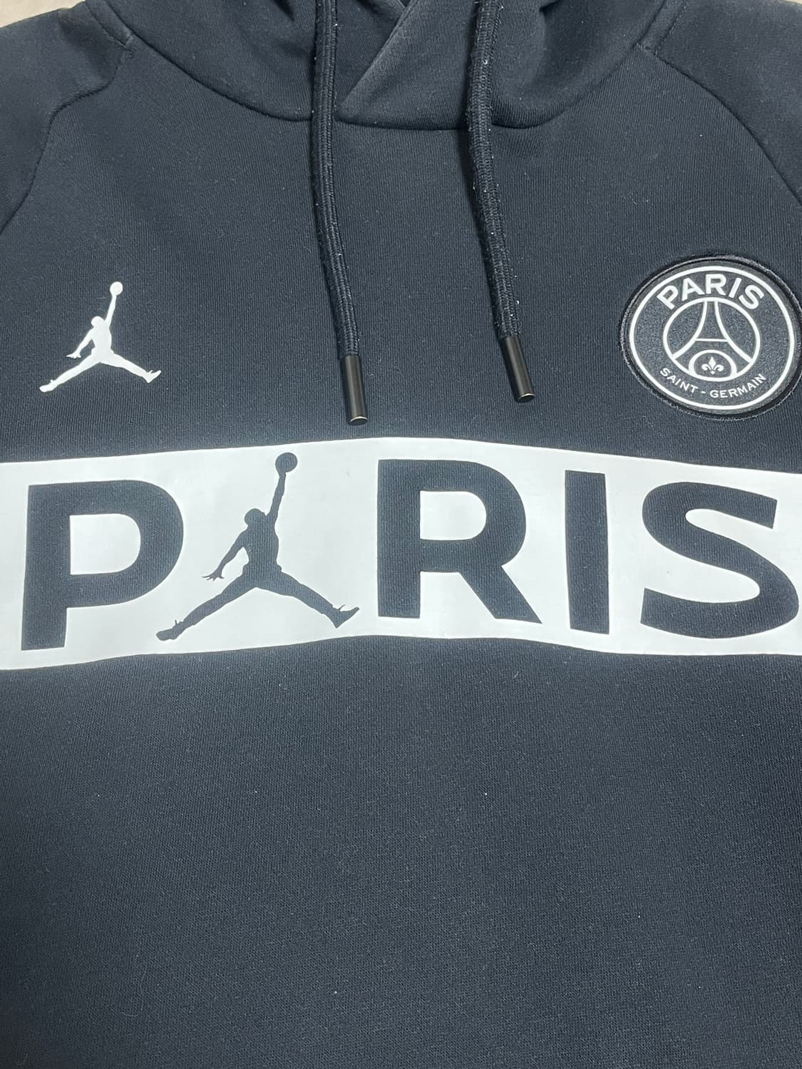 조던 x 파리 생제르맹 워드마크 플리스 풀오버 후드 블랙 상품이미지2