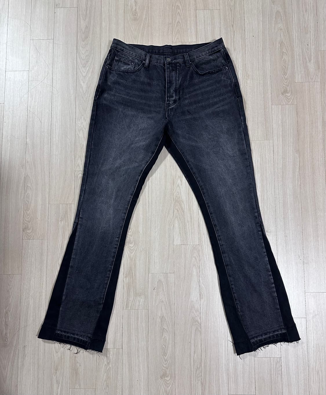 MNML 미니멀 페이디드 블랙 플레어 데님 팬츠 34 상품이미지1