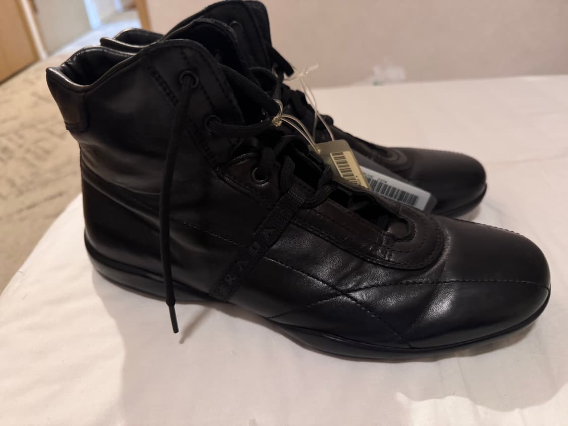 프라다스포츠 레더 하이탑 스니커즈 상품이미지2