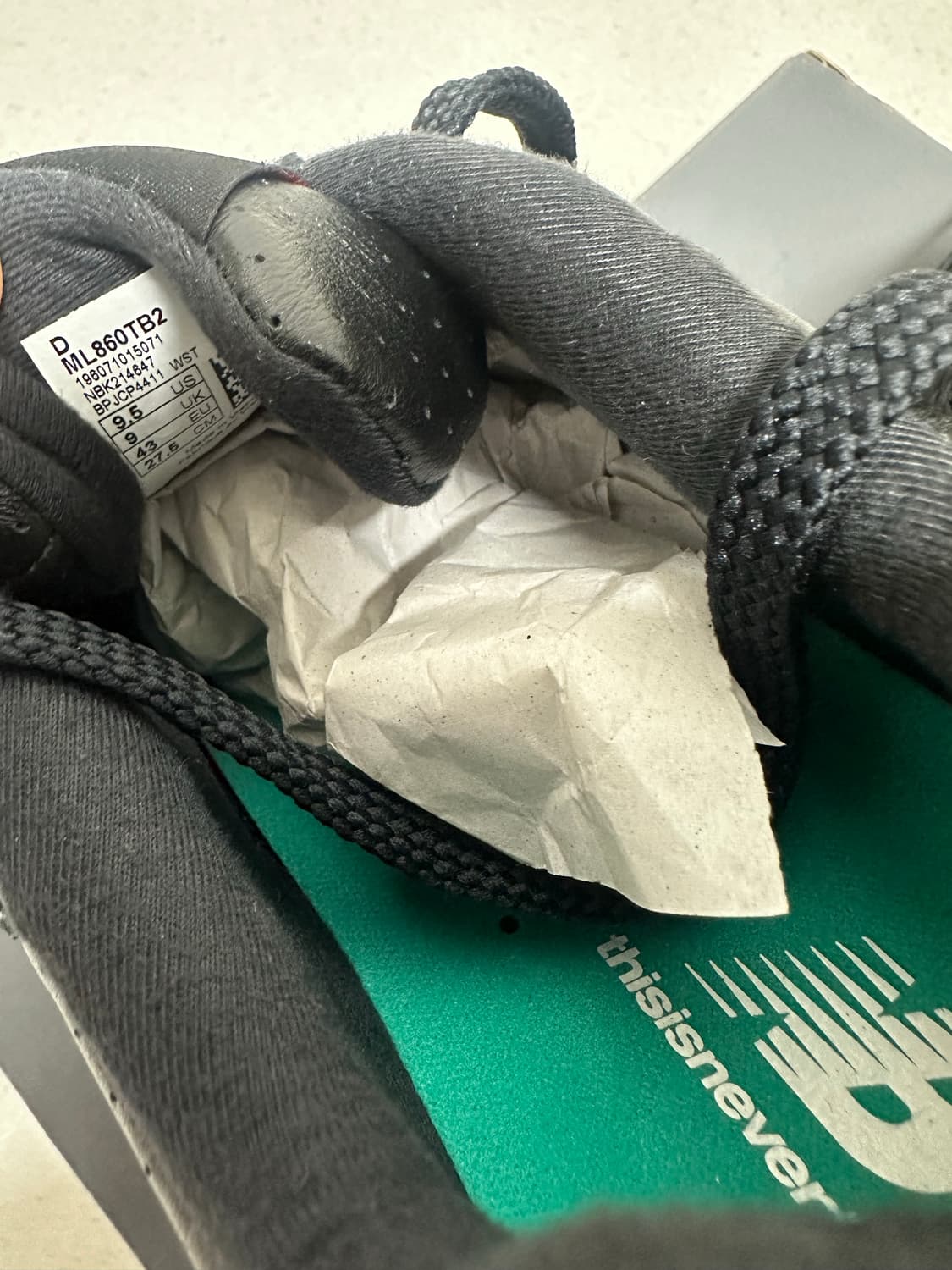 New Balance x Thisisneverthat 860v2  상품이미지9