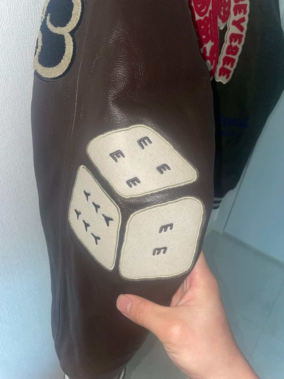 예스아이씨 Mobile Varsity Jacket Olive  상품이미지5