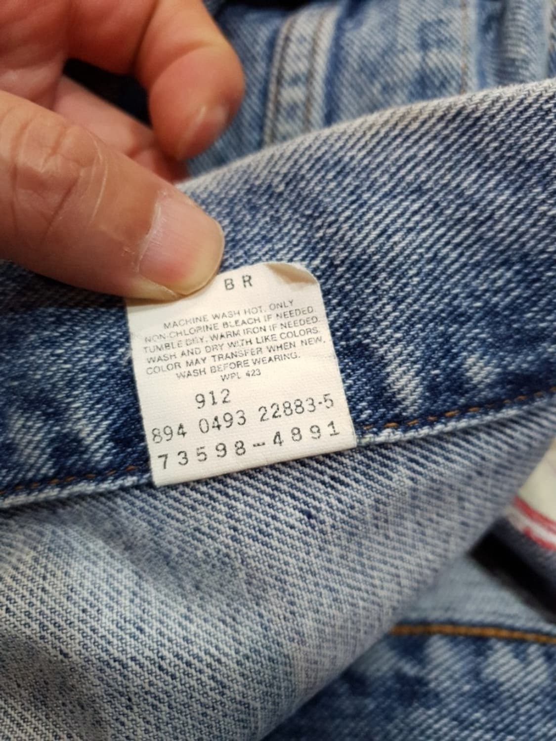 리바이스 90s 자수로고 트럭커 데님자켓 73598 usa

 상품이미지8