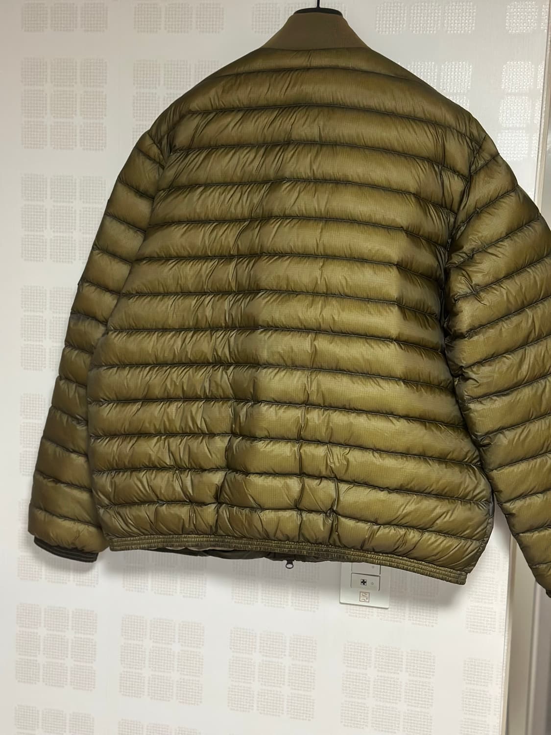 cp company 디디쉘 경량 패딩 54사이즈 새상품 상품이미지2