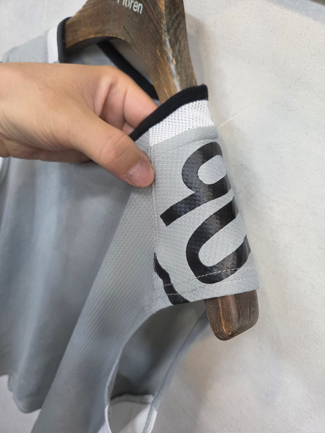 나이키 올드스쿨 여성 스피어드라이 메쉬 러닝 민소매나시 L 상품이미지7