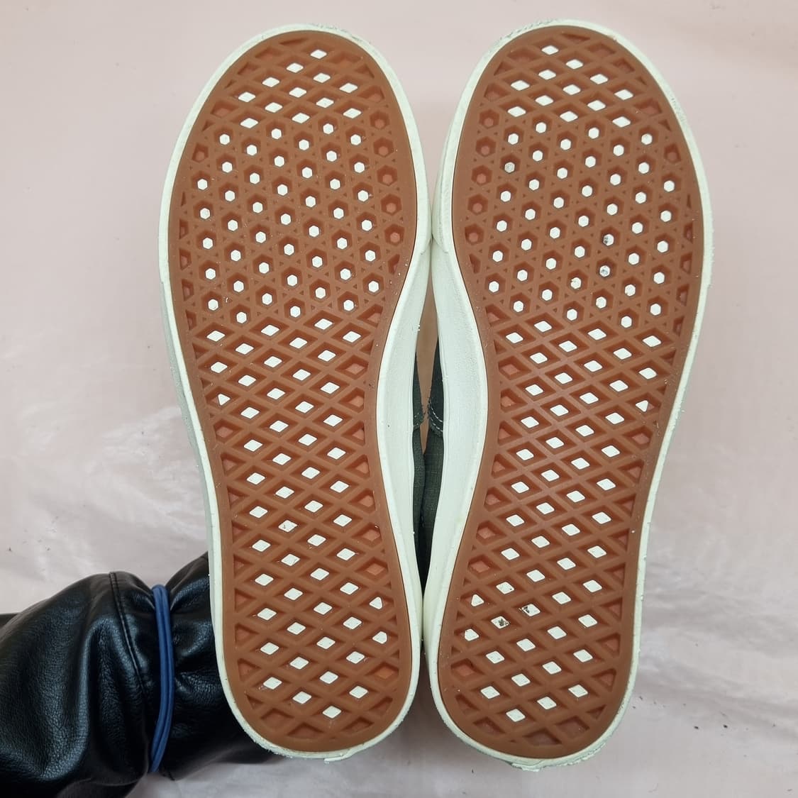 반스 컴피쿠시 에라 카키 스니커즈 250 상품이미지3