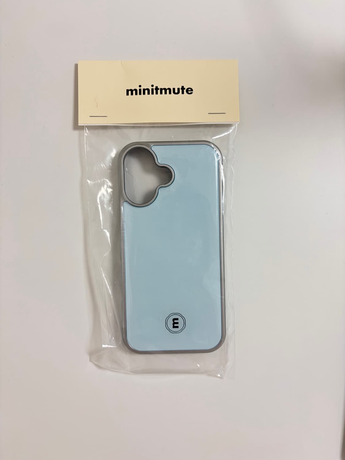 바로배송) 미닛뮤트 아이폰 17 실버 케이스 발레 블루 상품이미지2