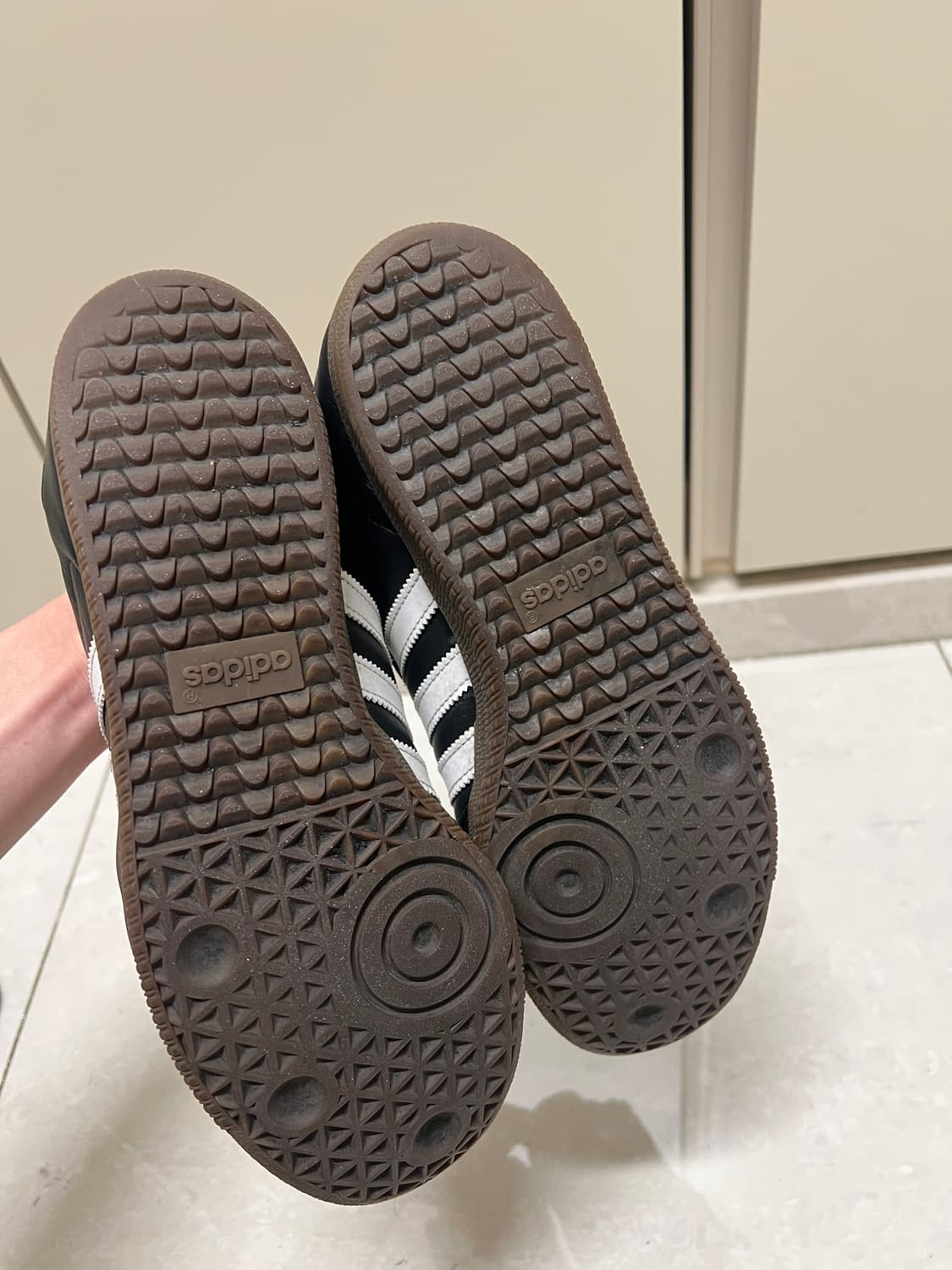 아디다스 삼바 OG 블랙화이트 275 상품이미지4