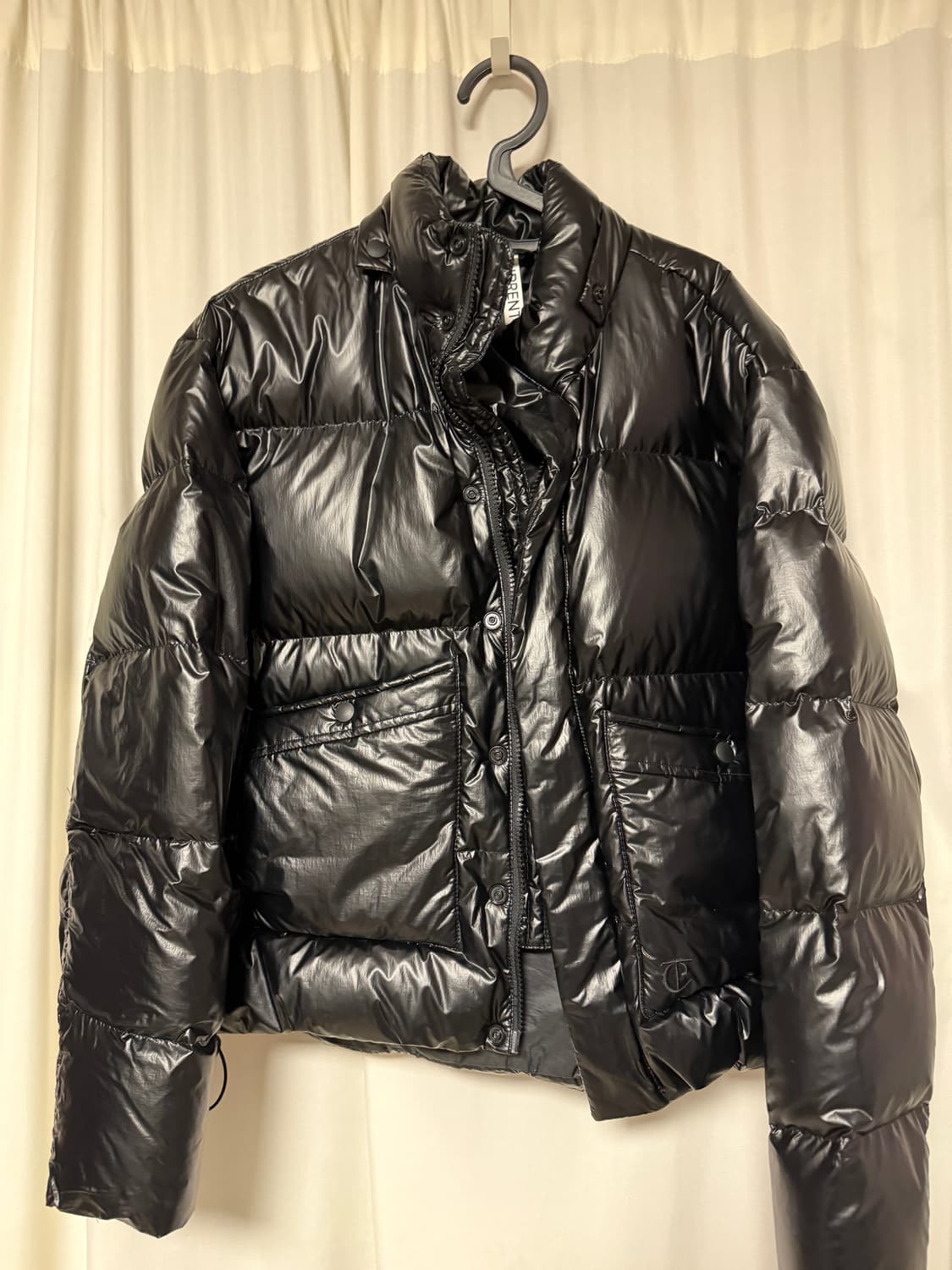 커렌트 후드 숏패딩 블랙 //캡모자 증정 상품이미지3