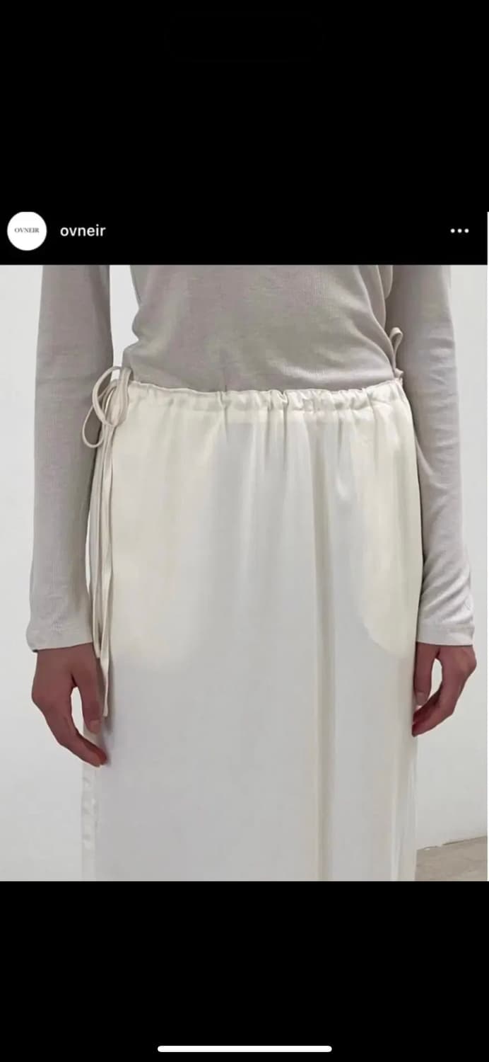 오브네어 실키 스트링 스커트 아이보리 상품이미지1
