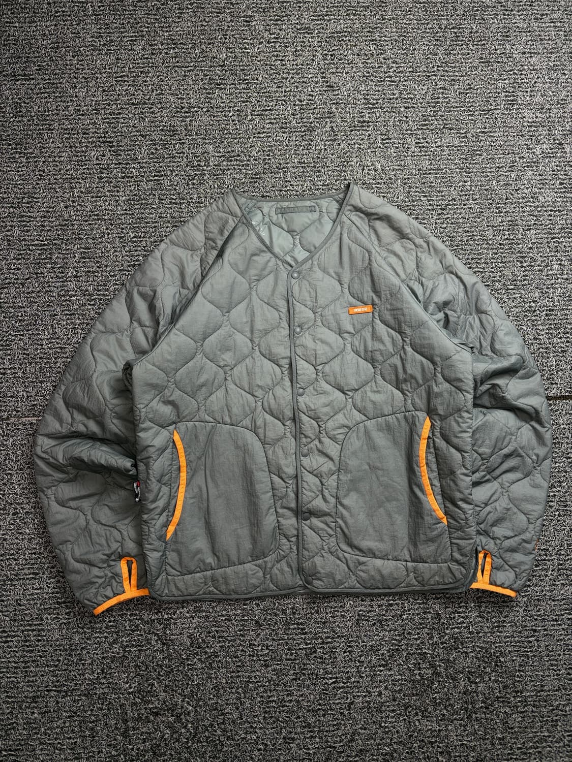 뉴에라 NE 테크 아메카지 퀼티드 경량 자켓 2119 상품이미지2