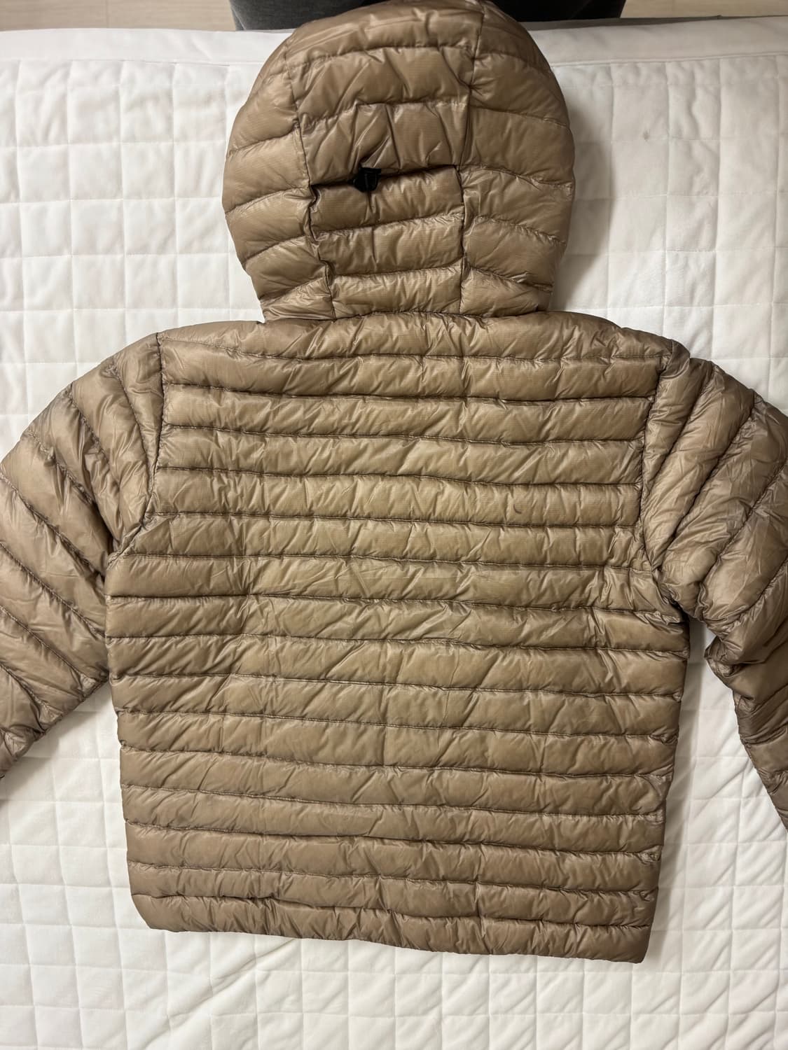 무탠다드 시티 레저 시어 립스탑 후디드 라이트 다운 자켓 머드베이지 상품이미지4