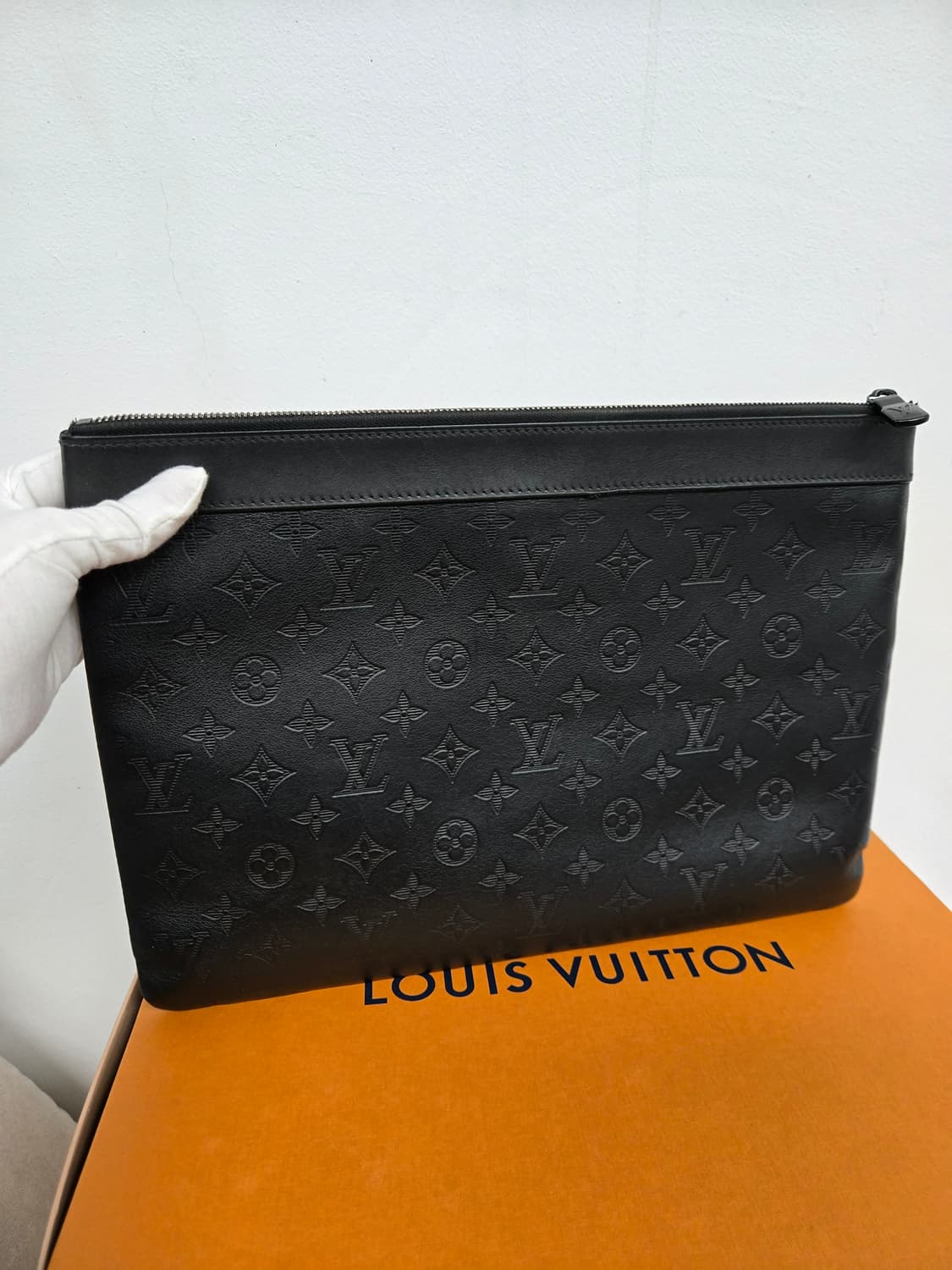 [보증서 정품] 루이비통 포쉐트 쉐도우 클러치백 상품이미지7