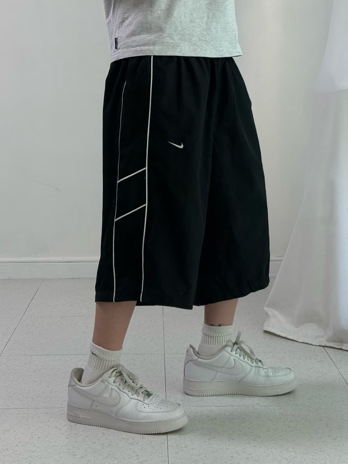 나이키 와이드 루즈핏 버뮤다 상품이미지2