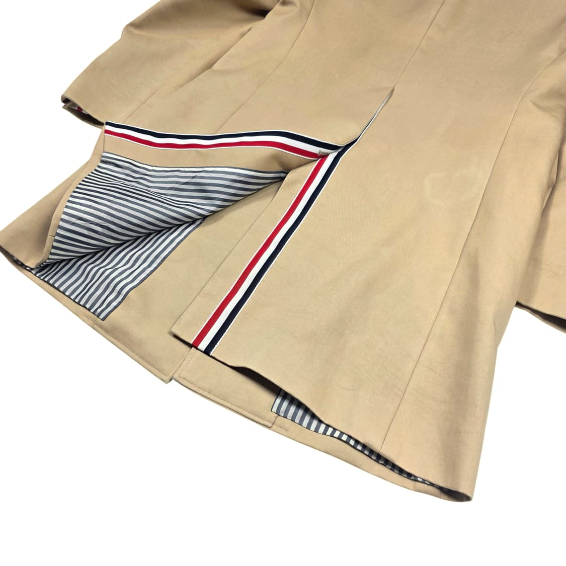 톰브라운 맥코트 상품이미지4