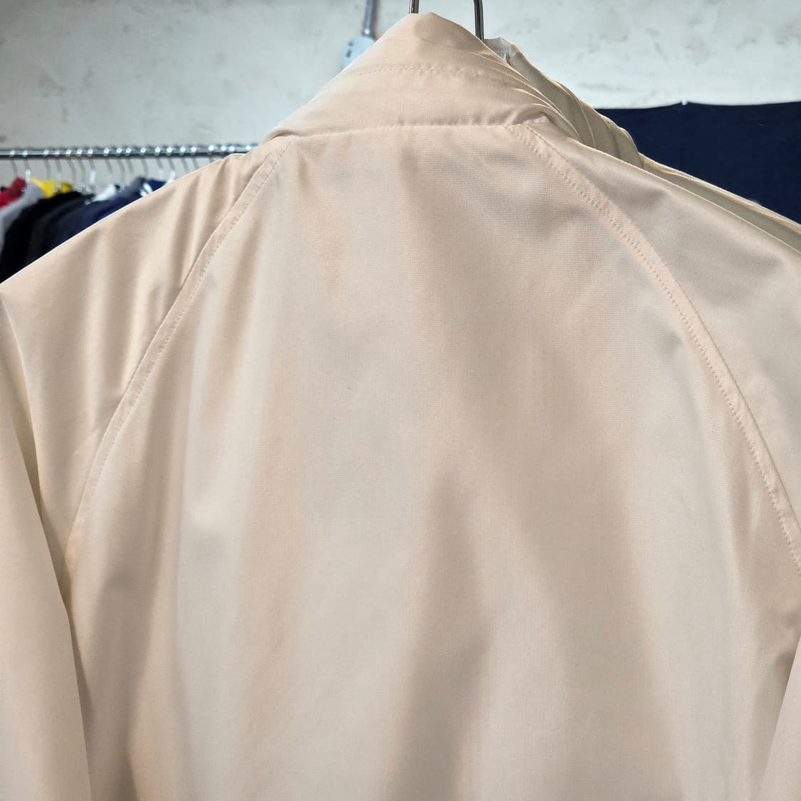 아디다스 올드스쿨 화이트 포인트 바람막이 상품이미지6