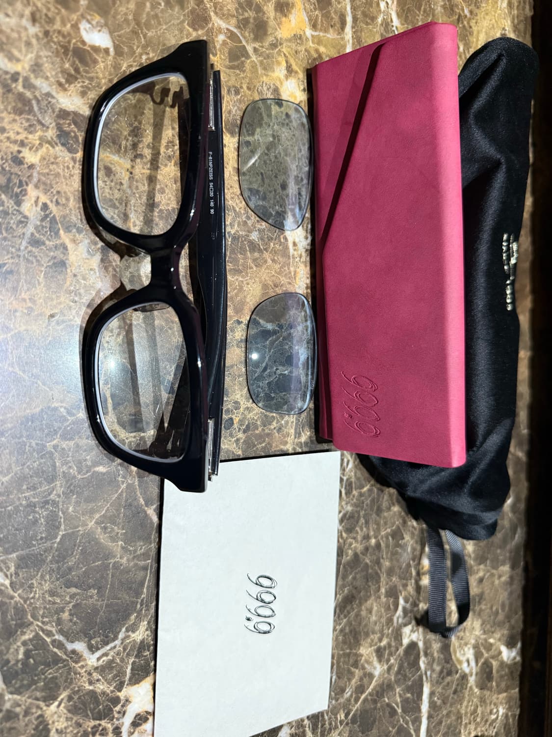 포나인즈 안경 판매합니다 상품이미지1