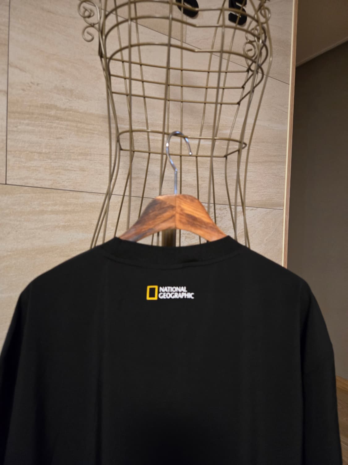 [105] 내셔널지오그래픽 남성 반팔티 상품이미지5