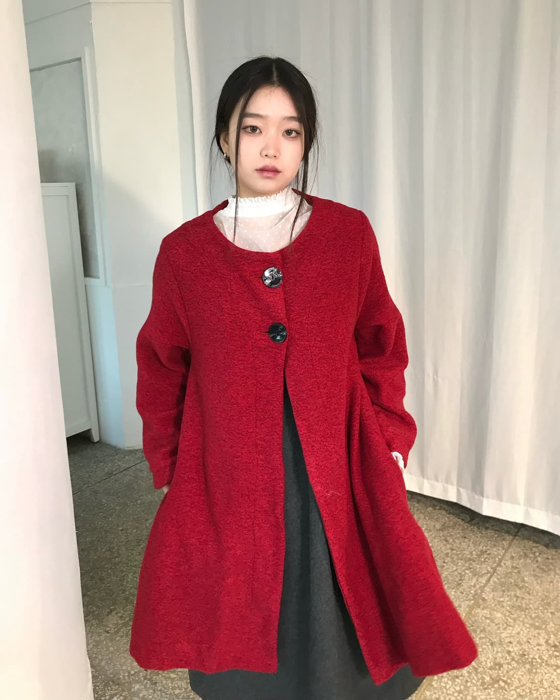 버튼 디테일 레드 코트  상품이미지5