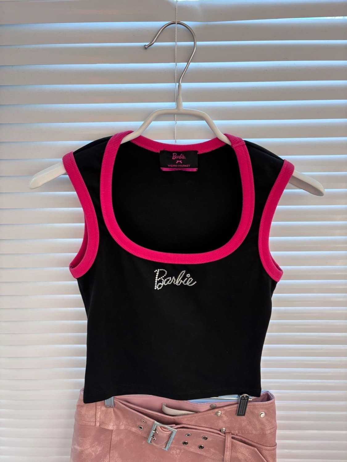 (New)weird Market Sleeveles 상품이미지1