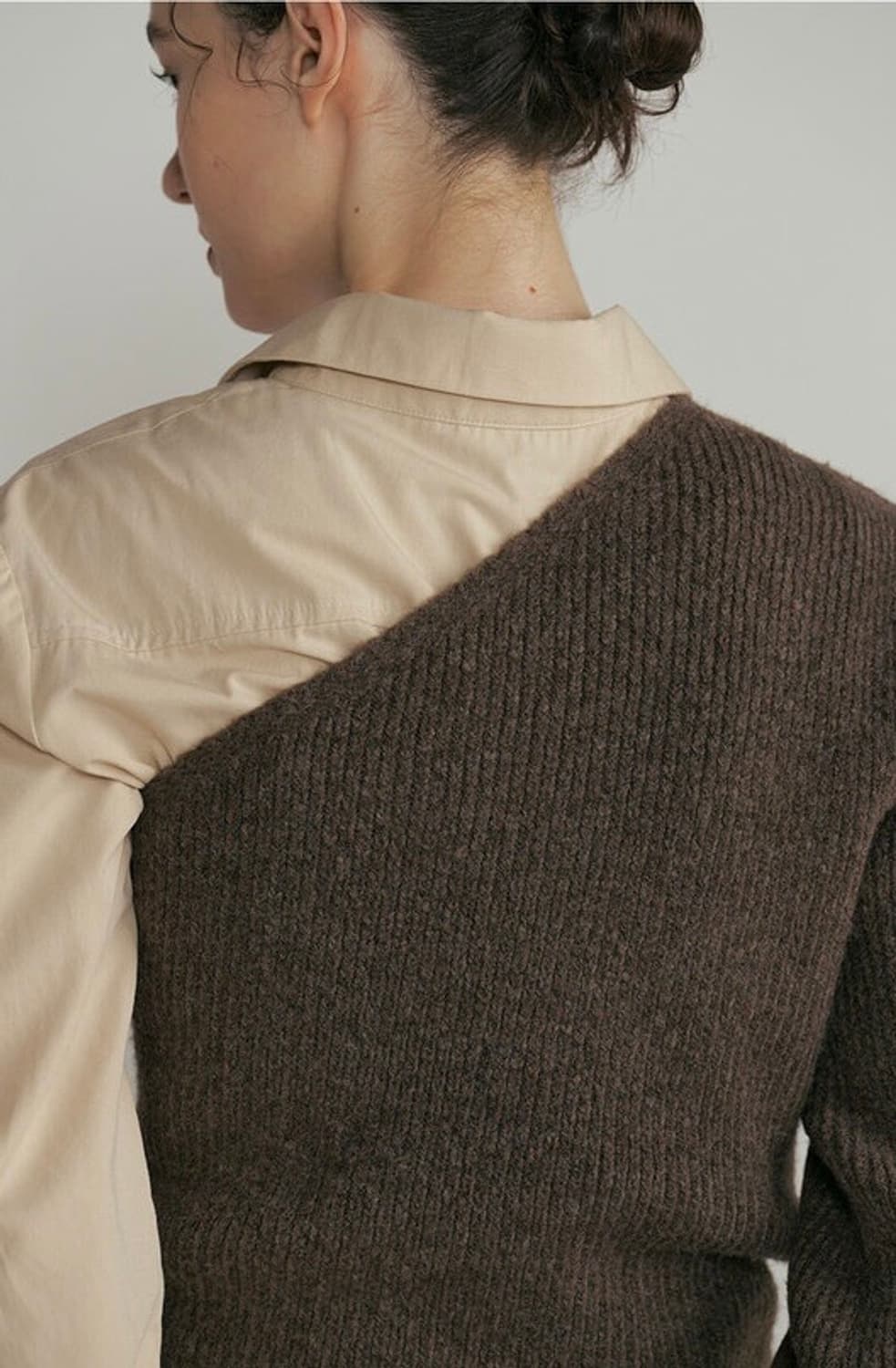 새상품 ) 루시르주 원오프숄더 니트 세트 (브라운) 상품이미지3