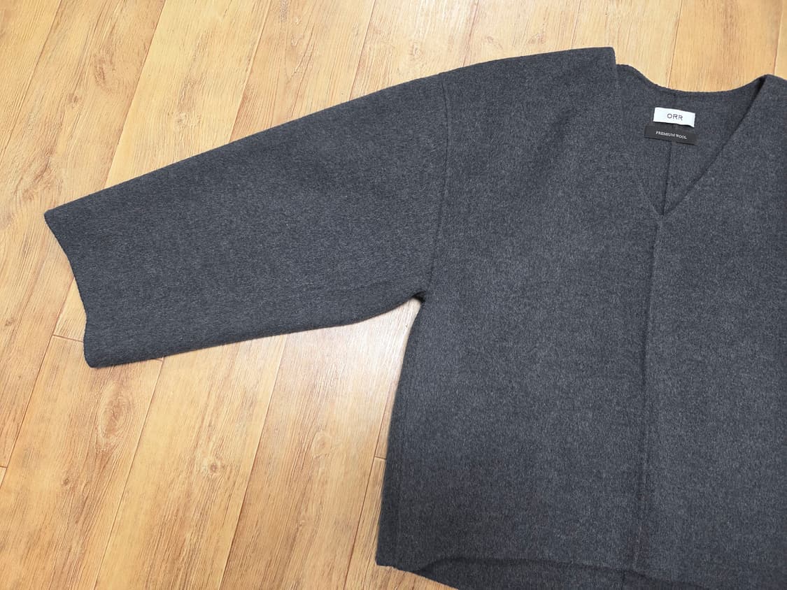 오르(ORR) V넥 프리미엄 울 탑 프리사이즈 새상품 상품이미지3