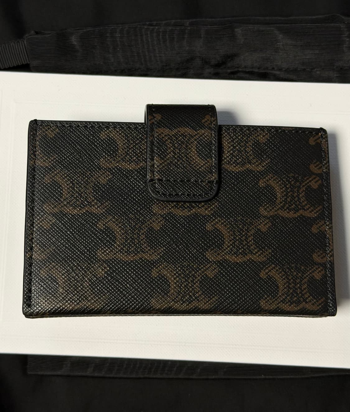 셀린느 트리옹프 아코디언 지갑 상품이미지2