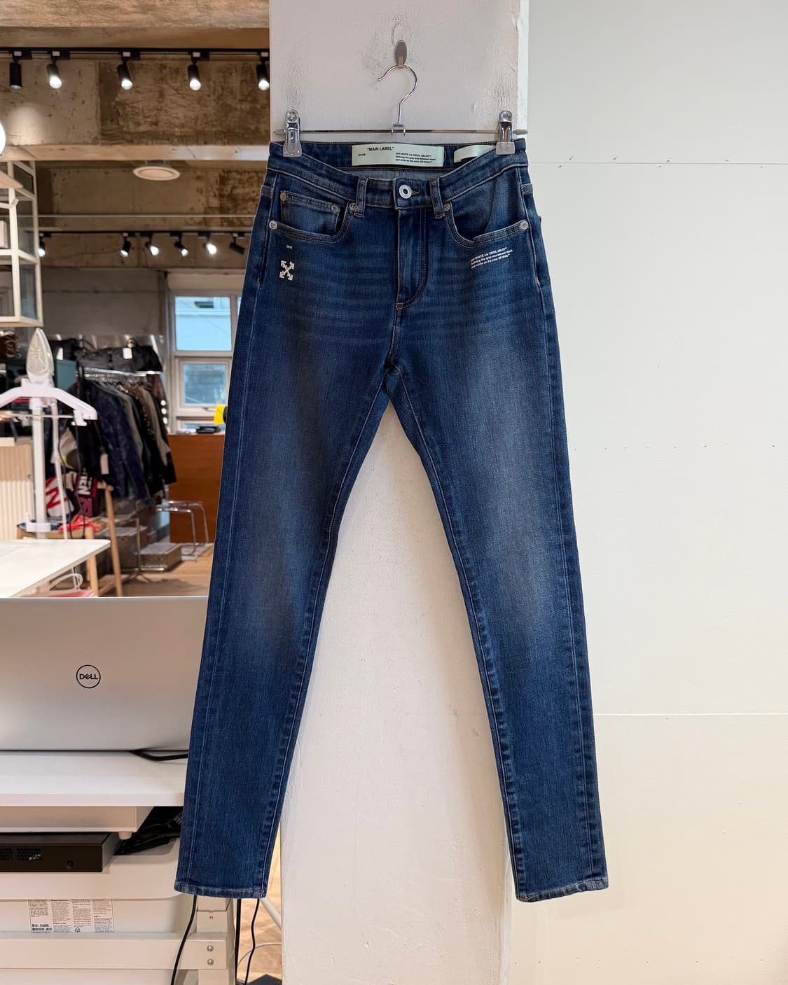 오프화이트 데님 스트레치 스키니 팬츠  상품이미지2