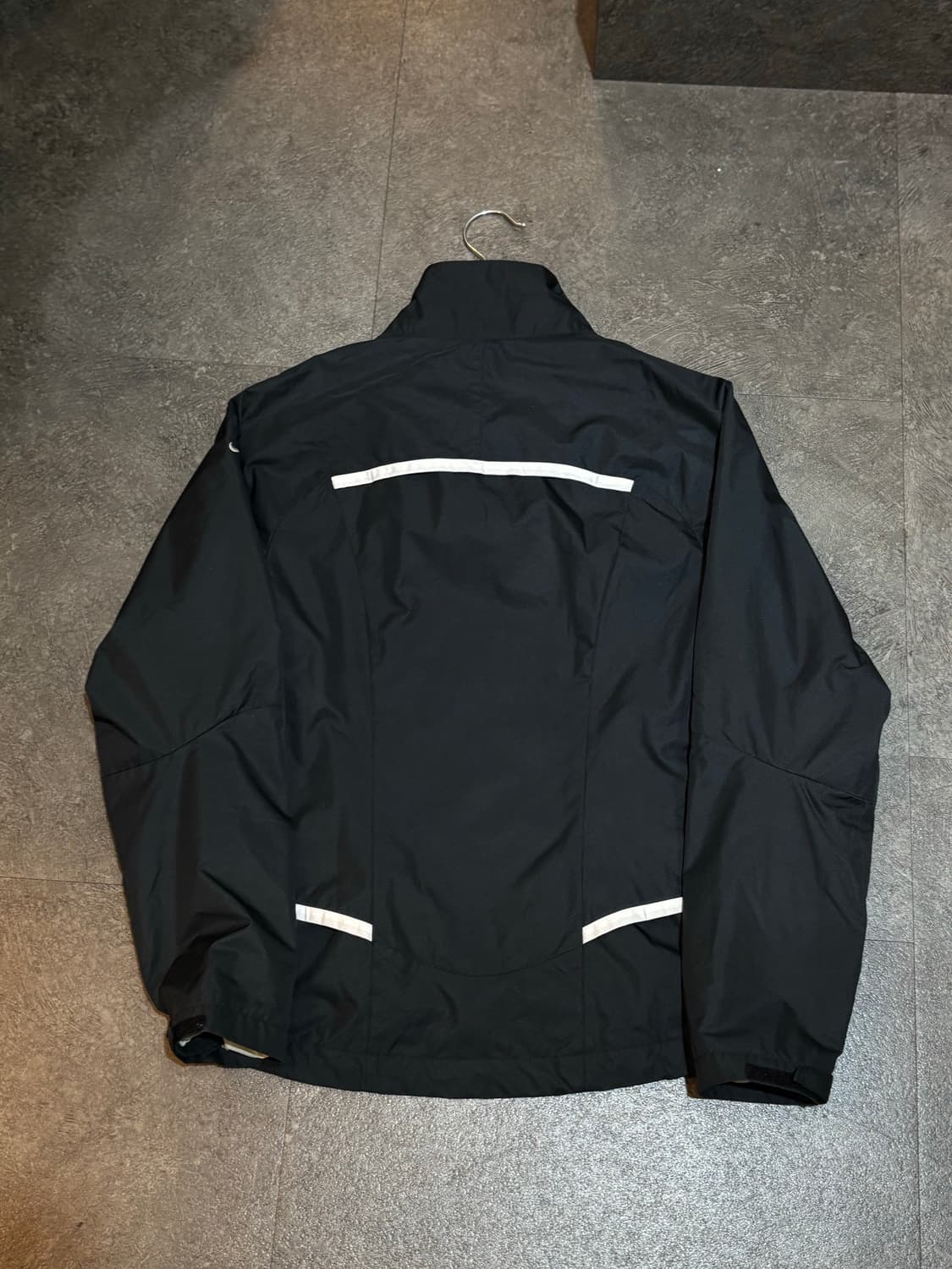 나이키 여성 바람막이 자켓 잠바 점퍼 M사이즈 상품이미지3