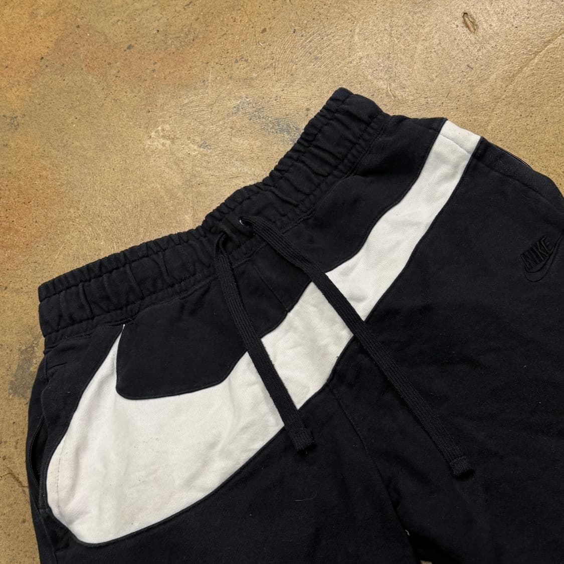 [정품/M] 나이키 빅 스우시 블랙 트레이닝 반바지 b17 상품이미지1